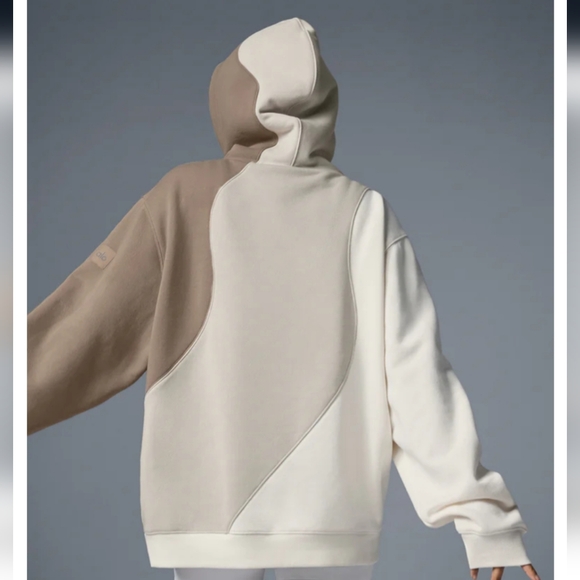 Alo yoga make waves colorblock fleece sweatshirt hoodie ivory bone gravel beige - Picture 3 of 8